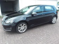 Schwarz Gebraucht 2013 VW Golf VII Highline Limousine | 10.990 € (Fairer Preis)