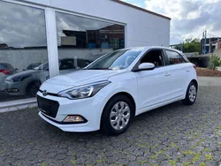 Weiß Gebraucht 2016 Hyundai i20 Classic Limousine | 7.250 € (Fairer Preis)