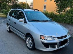 Grau Gebraucht 2003 Mitsubishi Space Star Limousine | 900 €