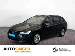 Grenadillschwarz metallic Gebraucht 2024 VW Golf VIII Life Kombi | 28.730 € (Fairer Preis)