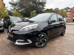 Schwarz Gebraucht 2015 Renault Scénic III LIMITED Van / Kleinbus | 6.990 € (Fairer Preis)