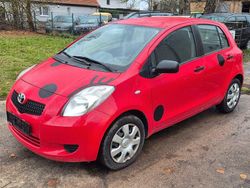 Rot Gebraucht 2007 Toyota Yaris Style Kleinwagen | 1.999 € (Fairer Preis)