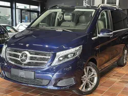 Cavansitblau metallic mb 5890 Gebraucht 2016 Mercedes V250 Avantgarde Van / Kleinbus | 42.950 € (Fairer Preis)