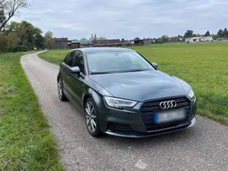 Grau Gebraucht 2019 Audi A3 Sport Limousine | 19.200 € (Superpreis)