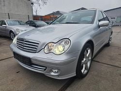 Silber Gebraucht 2005 Mercedes C180 Sport Edition Limousine | 4.990 € (Teuer)