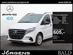 Weiss bergkristallweiss metallic Gebraucht 2024 Mercedes Vito Van / Kleinbus | 49.990 €