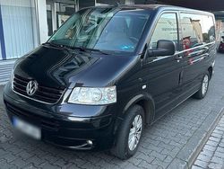 Schwarz Gebraucht 2005 VW T5 Van | 8.500 € (Etwas zu teuer)