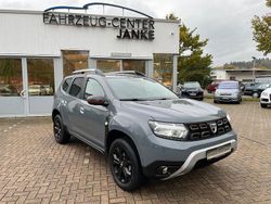 Grau Gebraucht 2022 Dacia Duster Extreme SUV | 21.500 € (Fairer Preis)