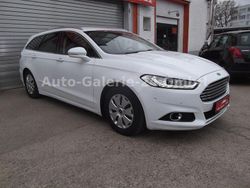Weiß Gebraucht 2017 Ford Mondeo Titanium Limousine | 15.799 € (Fairer Preis)
