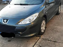Grün Gebraucht 2009 Peugeot 307 Kleinwagen | 3.000 € (Etwas zu teuer)