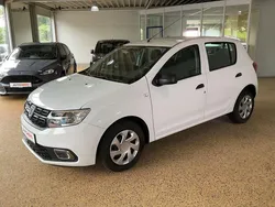 Weiß Gebraucht 2020 Dacia Sandero Essentiel Kleinwagen | 9.120 € (Guter Preis)