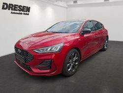 Rot Gebraucht 2024 Ford Focus ST-Line X Limousine | 24.450 € (Guter Preis)