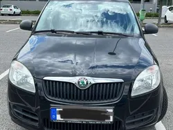 Schwarz Gebraucht 2009 Skoda Fabia Classic Limousine | 2.200 € (Fairer Preis)