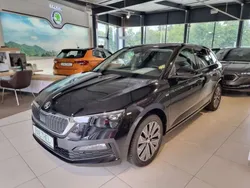 Schwarz Neu 2024 Skoda Scala Tour Kleinwagen | 22.990 € (Fairer Preis)