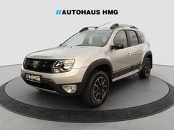 Grau Gebraucht 2017 Dacia Duster Black Shadow SUV | 11.900 € (Guter Preis)