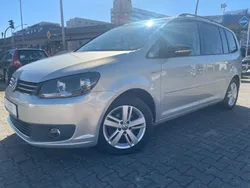 Silber Gebraucht 2012 VW Touran Match Van / Kleinbus | 11.950 € (Etwas zu teuer)