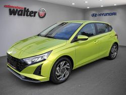 Grün Neu 2025 Hyundai i20 Trend Limousine | 20.990 € (Fairer Preis)