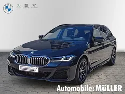 Schwarz Gebraucht 2023 BMW 520 M Sport Kombi | 44.890 € (Fairer Preis)
