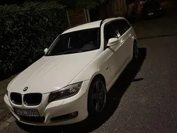 Weiß Gebraucht 2009 BMW 320 Performance Kombi | 7.599 € (Fairer Preis)