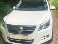 Weiß Gebraucht 2011 VW Tiguan Team SUV | 8.000 € (Guter Preis)