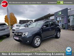 Grau Gebraucht 2015 Dacia Duster Lauréate SUV | 7.800 € (Fairer Preis)