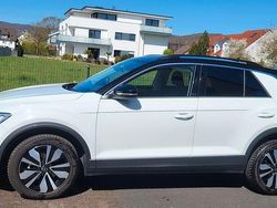 Weiß Gebraucht 2024 VW T-Roc Move SUV | 29.950 € (Fairer Preis)