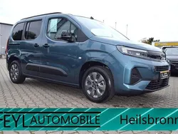 Blau Neu 2025 Opel Combo Edition Van / Kleinbus | 26.900 € (Teuer)