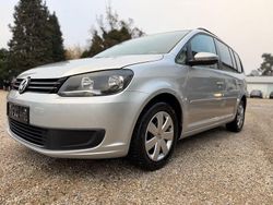 Silber Gebraucht 2013 VW Touran Comfortline Van / Kleinbus | 6.890 € (Guter Preis)