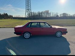 Rot Gebraucht 1983 Audi 80 Limousine | 29.999 €