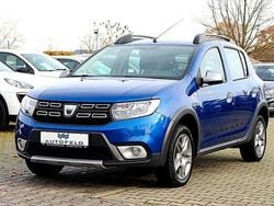 Blau Gebraucht 2020 Dacia Sandero Prestige Limousine | 11.950 € (Fairer Preis)