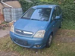 Blau Gebraucht 2006 Opel Meriva Van / Kleinbus | 2.000 € (Fairer Preis)