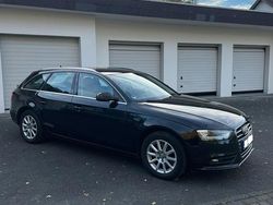 Schwarz Gebraucht 2013 Audi A4 Comfort Kombi | 11.200 € (Fairer Preis)
