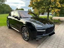 Schwarz Gebraucht 2015 Porsche Cayenne Turbo S Sport SUV | 61.500 €