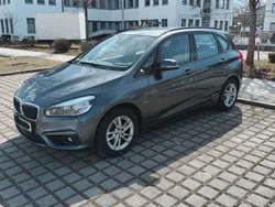 Grau Gebraucht 2016 BMW 218 Active Tourer Sport Line Van / Kleinbus | 10.400 € (Fairer Preis)