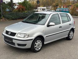 Silber Gebraucht 2000 VW Polo Basis Kleinwagen | 1.990 € (Fairer Preis)