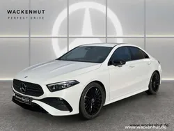 Weiss Gebraucht 2023 Mercedes A250 AMG Limousine | 39.790 € (Etwas zu teuer)
