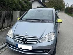 Blau Gebraucht 2008 Mercedes A180 Elegance Kleinwagen | 2.650 € (Guter Preis)
