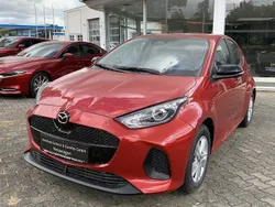 Rot Neu 2024 Mazda 2 Center-Line Limousine | 26.100 € (Etwas zu teuer)