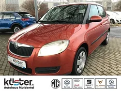 Orange Gebraucht 2009 Skoda Fabia Ambiente Limousine | 5.490 € (Teuer)