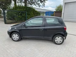 Blau Gebraucht 2003 Toyota Yaris Luna Limousine | 599 € (Superpreis)