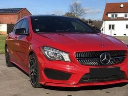 Rot Gebraucht 2015 Mercedes CLA220 AMG Limousine | 19.300 € (Guter Preis)