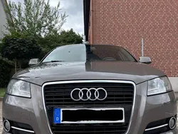 Grau Gebraucht 2010 Audi A3 Sportback Ambition Limousine | 5.700 € (Fairer Preis)