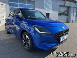 Blau Neu 2025 Suzuki Swift Comfort+ Limousine | 20.220 €