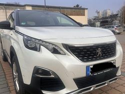 Weiß Gebraucht 2017 Peugeot 3008 Active SUV | 14.700 € (Fairer Preis)