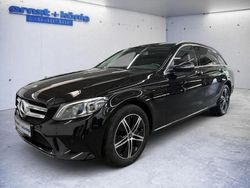 Obsidianschwarz metallic Gebraucht 2020 Mercedes C220 Avantgarde Kombi | 25.690 € (Fairer Preis)