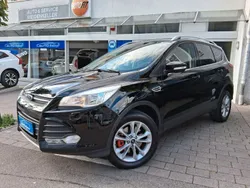 Iridiumschwarz metallic Gebraucht 2016 Ford Kuga Trend SUV | 11.900 € (Guter Preis)