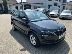 Schwarz Gebraucht 2020 Skoda Karoq Ambition SUV | 21.950 € (Guter Preis)