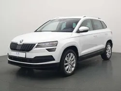 Weiß Gebraucht 2022 Skoda Karoq Style SUV | 24.850 € (Superpreis)