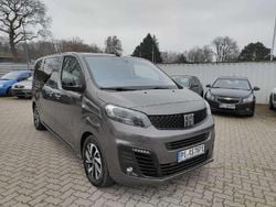 Grau Gebraucht 2022 Fiat E-Ulysse Lounge Van / Kleinbus | 48.990 €
