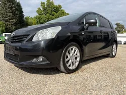 Schwarz Gebraucht 2012 Toyota Verso Van / Kleinbus | 5.650 € (Fairer Preis)